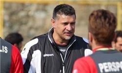 اگر از پرسپولیس  بروم به احترام مخالفان  است