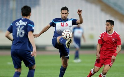 نصرتی: گذشت زمانی که اسم‌ها در زمین بازی می‌کردند