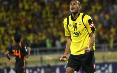 مهاجم مد نظر استقلالی‌ها کیست؟