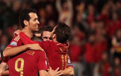 مقدماتی یورو 2016 | اسپانیا 3 - بلاروس 0 / لاروخا در تعقیب اسلواکی / توقف سوئد، پیروزی سوئیس و اسلواکی