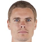 توماس فارِسکوف کریستنسن/بریزبن رور /استرالیا / باشگاهی / مردان (1681)/42