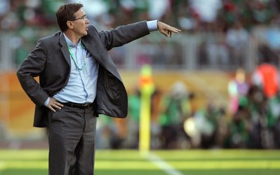 انور لوگوشیچ مربی دروازه‌بانان پرسپولیس شد / احتمال حضور پانادیچ وجود دارد