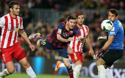 شکست بارسلونا و پیروزی پر گل رئال مقابل آلمریا