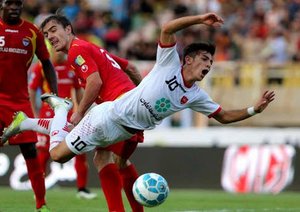 فرشاد احمدزاده