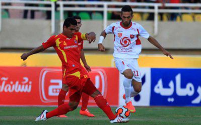 والی: نمی‌توانم قولی بدهم، بازیکن با تجربه روی نیمکت نداریم