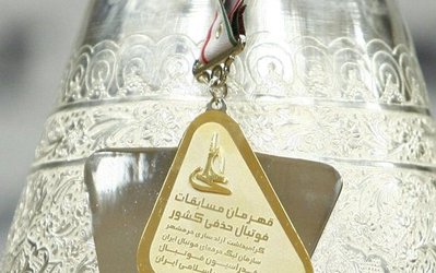 استقلال در تختی بازی می‌کند، پرسپولیس در آزادی/ تراکتور صعود کرد!