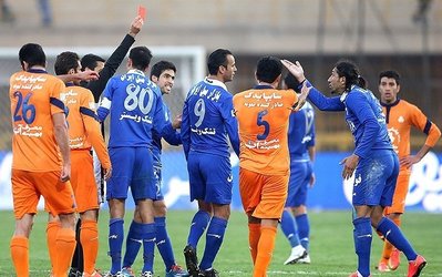 رأی کمیته انضباطی برگشت / کرار می‌تواند تا صدور حکم جدید برای استقلال بازی کند!