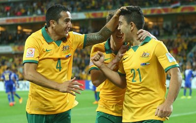 جام ملت‌های آسیا 2015 | استرالیا 4 - کویت 1 / میزبان برای رقبا خط و نشان کشید + ویدئو، گالری تصاویر و چیدمان دو تیم