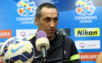 دونیس، سرمربی الهلال: پرسپولیس را آنالیز کردهایم
