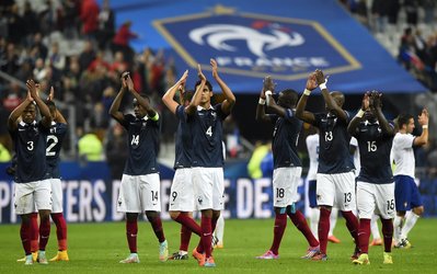 دوستانه | فرانسه 2 - پرتغال 1 / فرانسه با درخشش بنزما بر پرتغال غلبه کرد