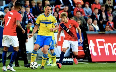 توصیه عجیب زلاتان به پدیده رئال در حاشیه دیدار دوستانه نروژ - سوئد