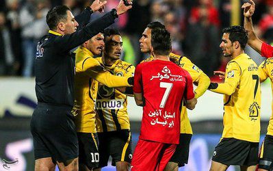 6 پرده از هفته بیست و دوم لیگ برتر: از ناکامی اصفهانی ها مقابل سرخابی ها تا لغو دو بازی به دلیل بارش سنگین برف