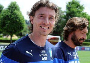 ريكاردو مونتوليوو - پیرلو|تمرین تیم ملی ایتالیا