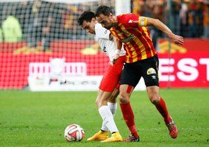 خاویر پاستوره|لنز 1 - 3 پاریس سن ژرمن / لوشامپینه