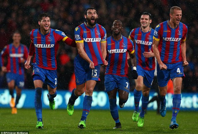 شادی بازیکنان کریستال پالاس