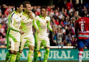 شادی بازیکنان بارسا|گرانادا 1 - 3 بارسلونا / لالیگا