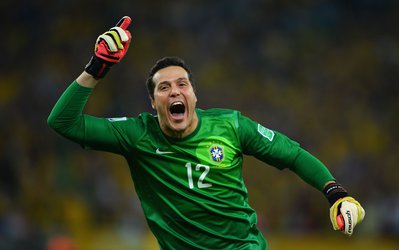 Top Ten | پیرترین دروازبانهایی که هنوز هم بازی می کنند