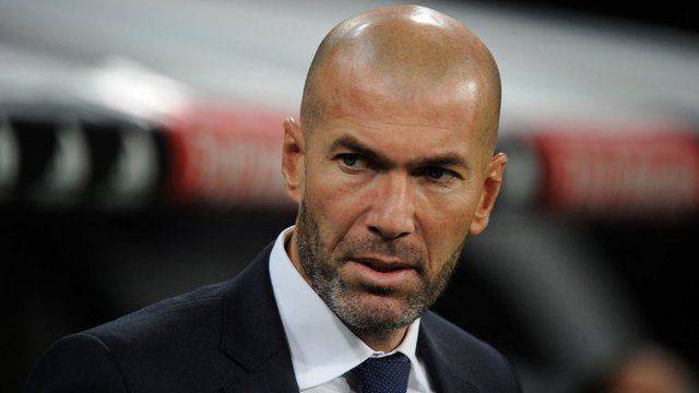 zinedine-zidane-zidane-real-madrid_3422144 (1).jpg
