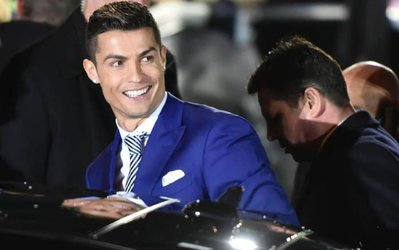 رونالدو: بخاطر مشکلات مالیاتی می‌‎خواستم به انگلیس برگردم