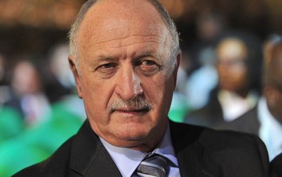 دفاع روبرتو کارلوس از اسکولاری