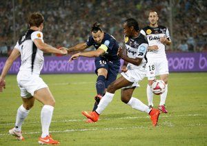 زلاتان ایبراهیموویچ|پاریس سن ژرمن 2-0  گوین گمپ / سوپر کاپ