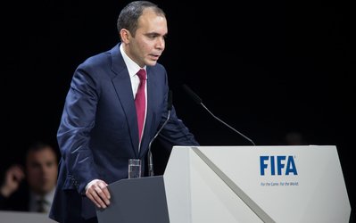 علی بن حسین: تا رئیس فیفا تغییر نکند فوتبال به مردم باز نخواهد گشت