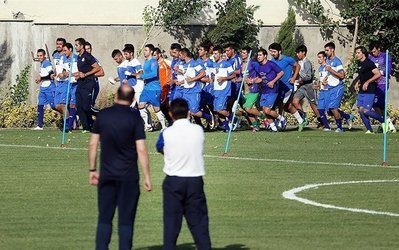 روحيه آبي‌پوشان مقابل تراكتور / استقلالی‌ها سکه گرفتند