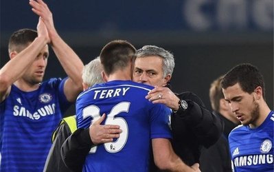 مورینیو: تری یک سال دیگر در چلسی می‌ماند /  فعلاً انتظار دریافت پیشنهاد برای تمدید قراردادم را ندارم