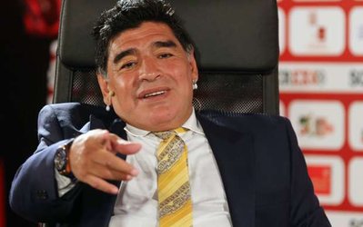 مارادونا: نایب رئیس فیفا شوم همه را پاک می‌کنم