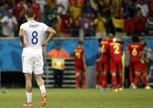 کلینت دمپسی|نگاه کلینت دمپسی در دقایق پایانی بازی مقابل بلژیک.