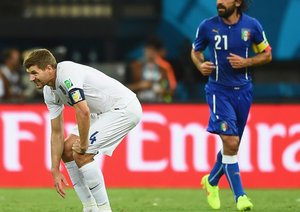 آندره آ پیرلو  ˣاستیون جورج جرارد