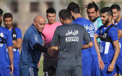 چرا منصوریان هافبک -مدافع راست می‌خواهد؟ / خسرو نزدیک خط پایان، وریا در مسیر جباری