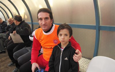 بزیک: تیم‌های پایه فوتبال در ایران یعنی "کشک"