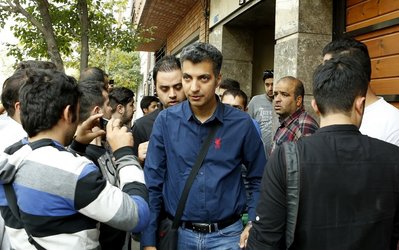 گزارش ویژه «متافوتبال» | آیا واقعا عادل فردوسی‌پور از پیامک‌های دریافتی جهت همدردی با خانواده هادی نوروزی پولی به جیب نمی‌زند؟