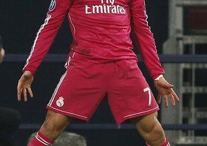 کریستیانو رونالدو|شالکه 04 0 - 2 رئال مادرید /  لیگ قهرمانان