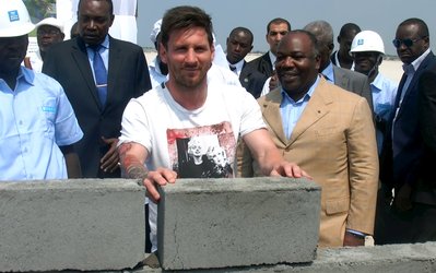 اعتراض حزب اتحادیه مردم گابن به مسی: او گابن را با باغ وحش اشتباه گرفته بود!