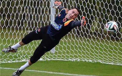 انتقاد دروازه‌بان کلمبیا از توپ جام جهانی