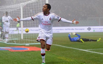 نقل و انتقالات | شرط میلان برای انتقال قرضی روبینیو به سانتوس