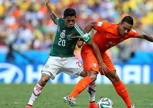 ممفیس دیپای - خاویِر آکینو