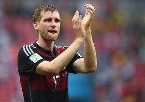 پر مرتساکر|جواب پر مرتساکر به ابراز احساسات هواداران آلمان.