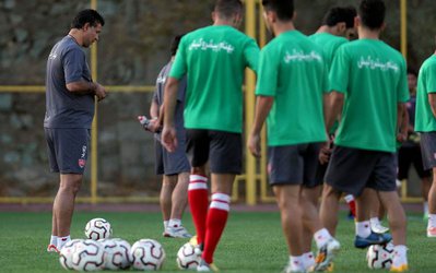 دایی: سیاسی جرأت حضور بین مردم را ندارد