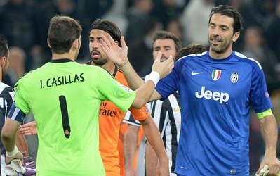 بوفون: اگر جای کاسیاس بودم تا الان بریده بودم!