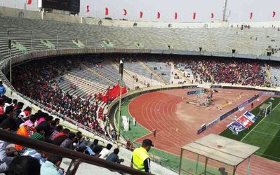 تاملی درباره رایگان کردن استادیوم‌ها / فوتبال ایران چقدر از هوادارانش سود می‌برد؟