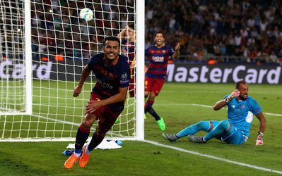 منچستریونایتد همچنان منتظر پدرو