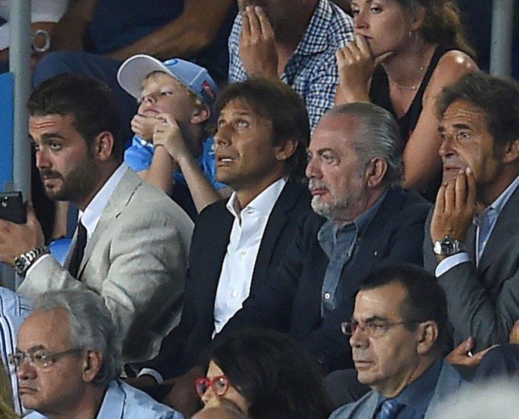 conte napoli 1.jpg