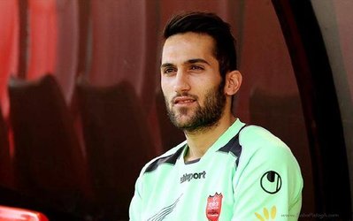 خواجه‌وند: صادقیان با ما قرار داد دارد و نمی‌تواند به درخواست خودش جدا شود