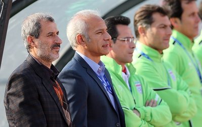 خاکپور: حجتالاسلامی با اشتیاق گزارش تهیه میکرد