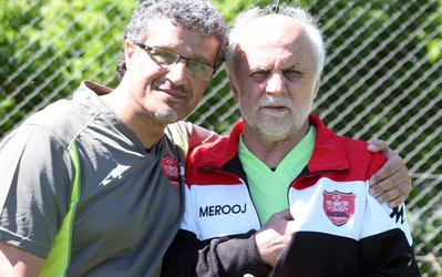 خوردبین: 7 بار از تلویزیون دیدم که توپ به دست بنگر برخورد نکرد