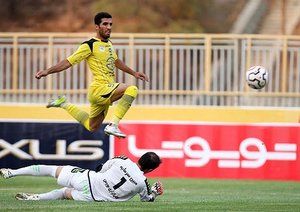 صحنه باز شدن دروازه سپاهان|نفت تهران 3-0 سپاهان / لیگ برتر