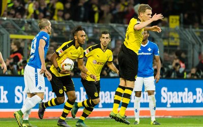 بوندسلیگا | دورتموند 2 - دارمشتات 2 / زنبورها دقیقه آخر متوقف شدند و از بایرن عقب افتادند